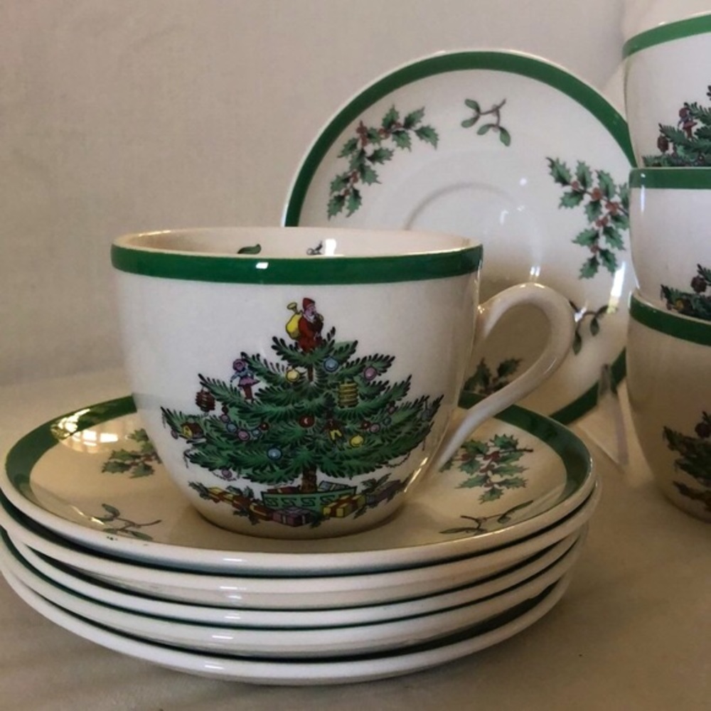 Set of 6 Spode Christmas Tree Tea Cups and Saucers Made In England